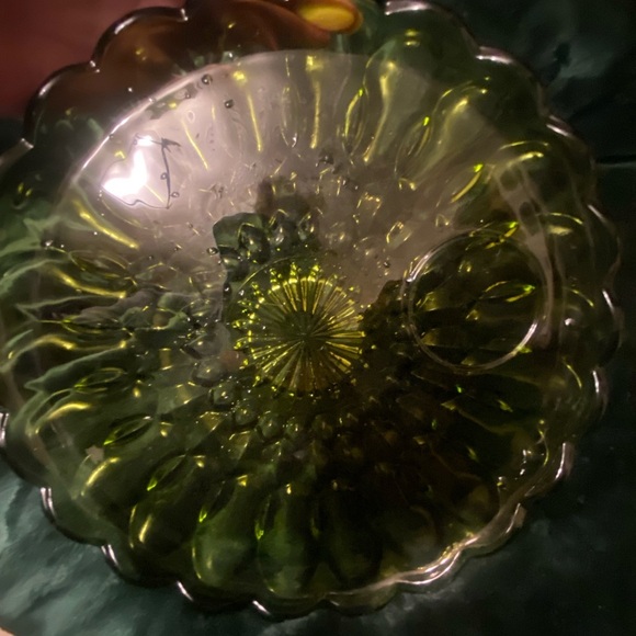 Fairfield Avocado Green by ANCHOR HOCKING Pair of Snack Plates - Picture 4 of 7